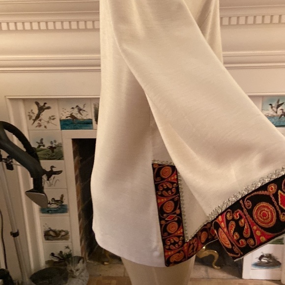 VINTAGE Designer Karla Drabsch 1960s tunic has tapestry trim and is fully lined. - Picture 13 of 14